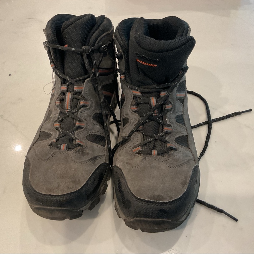 Hi-Tec Men's Outdoor Boots - Black and Gray